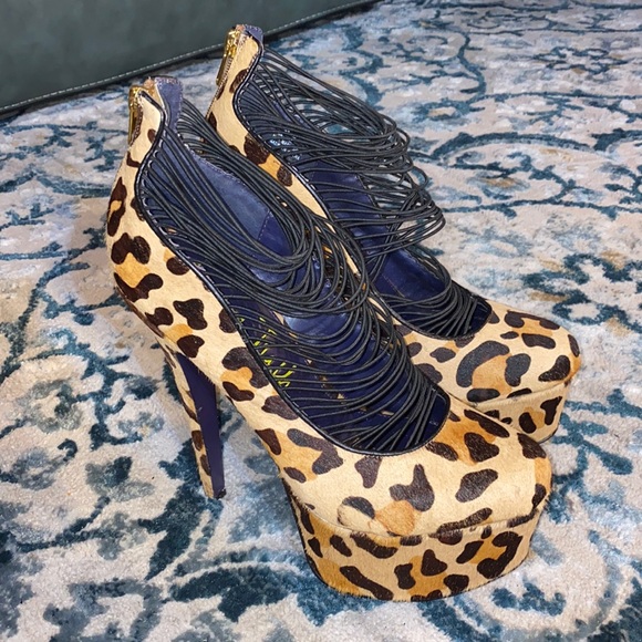 London Trash Shoes - Animal Print Platform Heel’s by London Trash